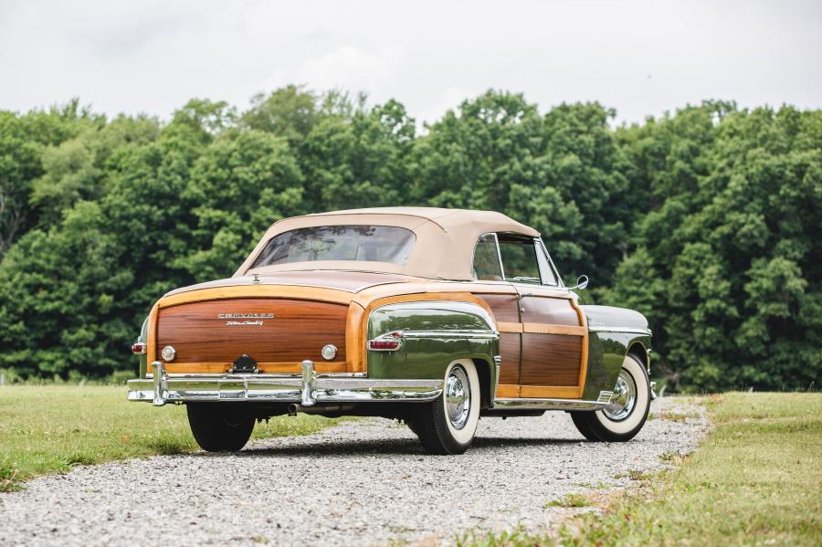  Chrysler Town & Country Convertible (C46N) 1949 года  (фото 10 из 41)